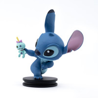 Hero Box Stitch Колекційна фігурка Стіч, що кидає Скрамп Hero Box Stitch Колекційна фігурка Стіч, що кидає Скрамп
