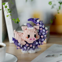 Дитячий конструктор Рожева свинка 8981 серії "Cute Moon" 474 деталі Дитячий конструктор Рожева свинка 8981 серії "Cute Moon" 474 деталі
