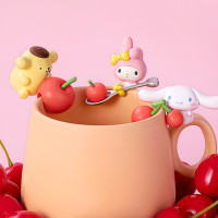 Фігурка-сюрприз "Друзі вишеньки" Pop Top Hello Kitty 24MQD-007 в асортименті Фігурка-сюрприз "Друзі вишеньки" Pop Top Hello Kitty 24MQD-007 в асортименті
