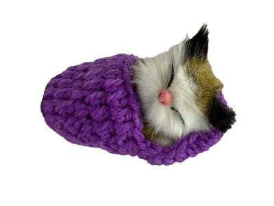Дитячий антистрес "Котик спить у вязаній тапочці" MM418(Violet)