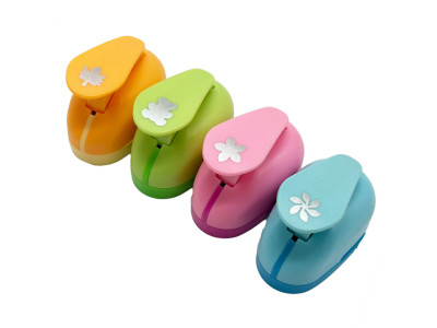 Фігурний діркопробивач 315302 в асортименті універсальний