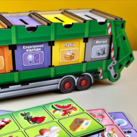 Настільна розвиваюча гра "Сортування сміття: сміттєвоз" Ubumblebees (ПСФ129) PSF129 комодик