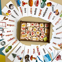 Планшет для дівчаток "Збери слово за картинкою" Ubumblebees (ПСД199-УКР) PSD199-UKR українською мовою