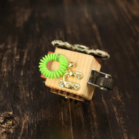 Розвиваюча іграшка Бізікуб "Дорожній" Temple Group TG200139 5х5х5 см Розвиваюча іграшка Бізікуб "Дорожній" Temple Group TG200139 5х5х5 см