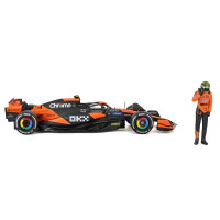 Автомодель з фігуркою - MCLAREN MCL38 (1:24) (18-28040) Автомодель з фігуркою - MCLAREN MCL38 (1:24) (18-28040)