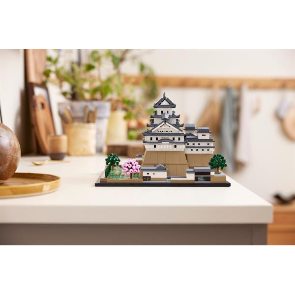 Конструктор LEGO Architecture Замок Хімедзі 2125 деталей (21060)