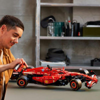 Конструктор LEGO Technic Автомобіль F1 Ferrari SF-24 1361 деталь (42207)