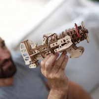 Дерев'яний механічний 3D конструктор Ugears Літак Скажений Шершень (70183)