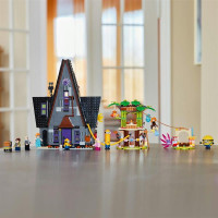 Конструктор LEGO Despicable Me 4 Родинний маєток Ґру й посіпак 868 деталей (75583)