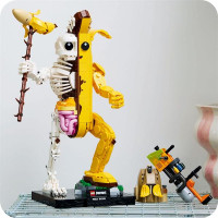 Конструктор LEGO Fortnite Peely Bone Фігурка з відеогри 1414 деталей (77072)