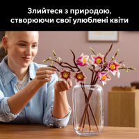 Конструктор LEGO® Botanicals Гілки магнолії 435 Деталей (11510) Конструктор LEGO® Botanicals Гілки магнолії 435 Деталей (11510)