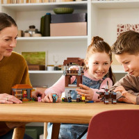 Конструктор LEGO Minecraft Аванпост розбійників і спустошувач 665 деталей (21278)