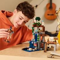 Конструктор LEGO® Minecraft™ Станція ґастів Геймерська іграшка для сюжетної гри, 754 деталі (21597)
