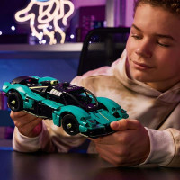 Конструктор LEGO Technic Aston Martin Valkyrie 707 деталей (42208)