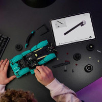 Конструктор LEGO Technic Aston Martin Valkyrie 707 деталей (42208)