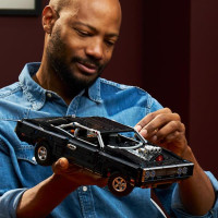 Конструктор LEGO® Technic Форсаж Автомобіль Dodge Charger R/T, 1516 деталей (42231)
