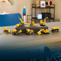 Конструктор LEGO® Technic Потужні машини (42233)