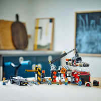 Конструктор LEGO City Звалище з автомобілями 871 деталь (60472) Конструктор LEGO City Звалище з автомобілями 871 деталь (60472)
