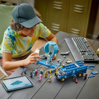 Конструктор LEGO Fortnite Battle Bus Іграшка з відеогри 954 деталі (77073)