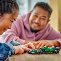 Конструктор LEGO Speed Champions Автомобіль для перегонів Aston Martin Aramco F1 AMR24, 269 деталей (77245)