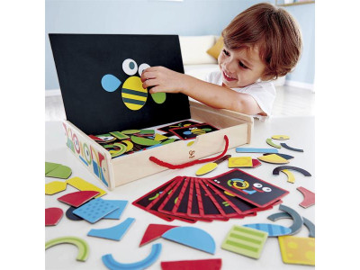 Ігровий набір Hape Валіза з магнітами (E1631) Ігровий набір Hape Валіза з магнітами (E1631)