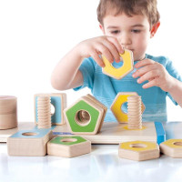 Дерев'яна логічна пірамідка Guidecraft Manipulatives Фігури на різьбі (G6901) Дерев'яна логічна пірамідка Guidecraft Manipulatives Фігури на різьбі (G6901)