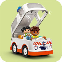 Конструктор LEGO DUPLO Швидка допомога та водій 19 деталей (10447) Конструктор LEGO DUPLO Швидка допомога та водій 19 деталей (10447)