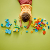 Конструктор LEGO DUPLO Town Динозаври на колесах 3 в 1, 108 деталей (10451)