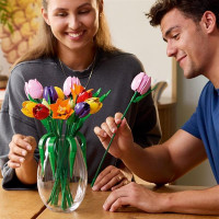 Конструктор LEGO Botanicals Букет тюльпанів 576 Деталей (11501) Конструктор LEGO Botanicals Букет тюльпанів 576 Деталей (11501)