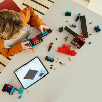 Конструктор LEGO Minecraft Вежа Ендермена 867 деталей (21279)