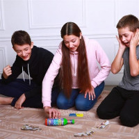 Настільна гра JoyBand Правда чи дія (214)