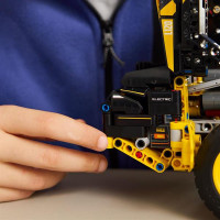 Конструктор LEGO Technic Колісний навантажувач Volvo L120 Electric 973 деталі (42209)