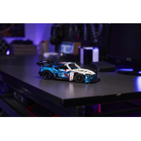 Конструктор LEGO® Technic Автомобіль для перегонів BMW M4 GT3 EVO 747 деталей (42226)