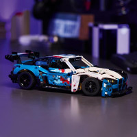 Конструктор LEGO® Technic Автомобіль для перегонів BMW M4 GT3 EVO 747 деталей (42226)
