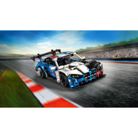 Конструктор LEGO® Technic Автомобіль для перегонів BMW M4 GT3 EVO 747 деталей (42226)