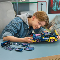 Конструктор LEGO® Technic Тюнінг-гараж з автомобілем Ford Mustang GT Іграшка (42236) Конструктор LEGO® Technic Тюнінг-гараж з автомобілем Ford Mustang GT Іграшка (42236)