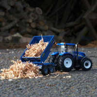 Модель Britains Трактор New Holland T6 з причепом-самоскидом NC Tilt 1:32 (43268)