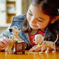 Конструктор LEGO Disney Лакі та Пенні 101 далматинець 268 деталей (43271)