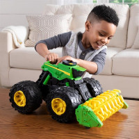 Іграшковий комбайн John Deere Kids Monster Treads 45 см з молотаркою і великими колесами (47329)