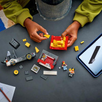 Конструктор LEGO City Вантажівка з картоплею фрі 216 Деталей (60488) Конструктор LEGO City Вантажівка з картоплею фрі 216 Деталей (60488)