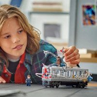 Конструктор LEGO Super Heroes Людина-павук проти Дока Ока Сцена в метро 393 деталі (76321)