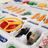 Електронний конструктор Doka 320 Схем (D70707)