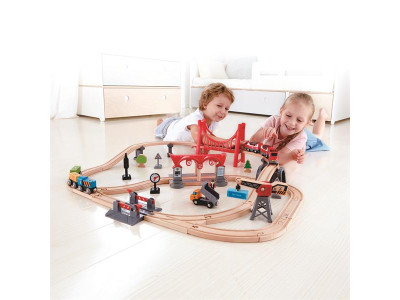 Іграшкова залізниця Hape Місто 51 ел. (E3730)