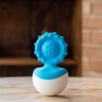 Прорізувач-неваляшка Fat Brain Toys dimpl wobl блакитний (FA217-4)