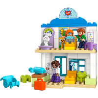 Конструктор LEGO DUPLO Town Уперше: візит до лікаря 65 деталей (10449)