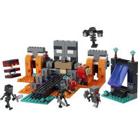 Конструктор LEGO Minecraft Битва за Візер 494 Деталі (21590)