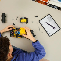 Конструктор LEGO Technic Колісний навантажувач Volvo L120 Electric 973 деталі (42209) Конструктор LEGO Technic Колісний навантажувач Volvo L120 Electric 973 деталі (42209)