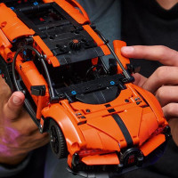 Конструктор LEGO Technic Гіперкар Bugatti Chiron Pur Sport 771 Деталь (42222)