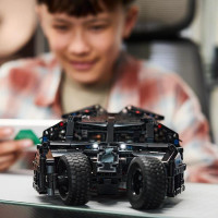Конструктор LEGO® Technic Batmobile™ Tumbler Набір для конструювання (42239) Конструктор LEGO® Technic Batmobile™ Tumbler Набір для конструювання (42239)