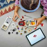 Конструктор LEGO City Пригодницький будинок на колесах для відпустки 385 деталей (60454) Конструктор LEGO City Пригодницький будинок на колесах для відпустки 385 деталей (60454)